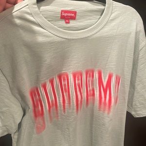 Supreme Blur Logo